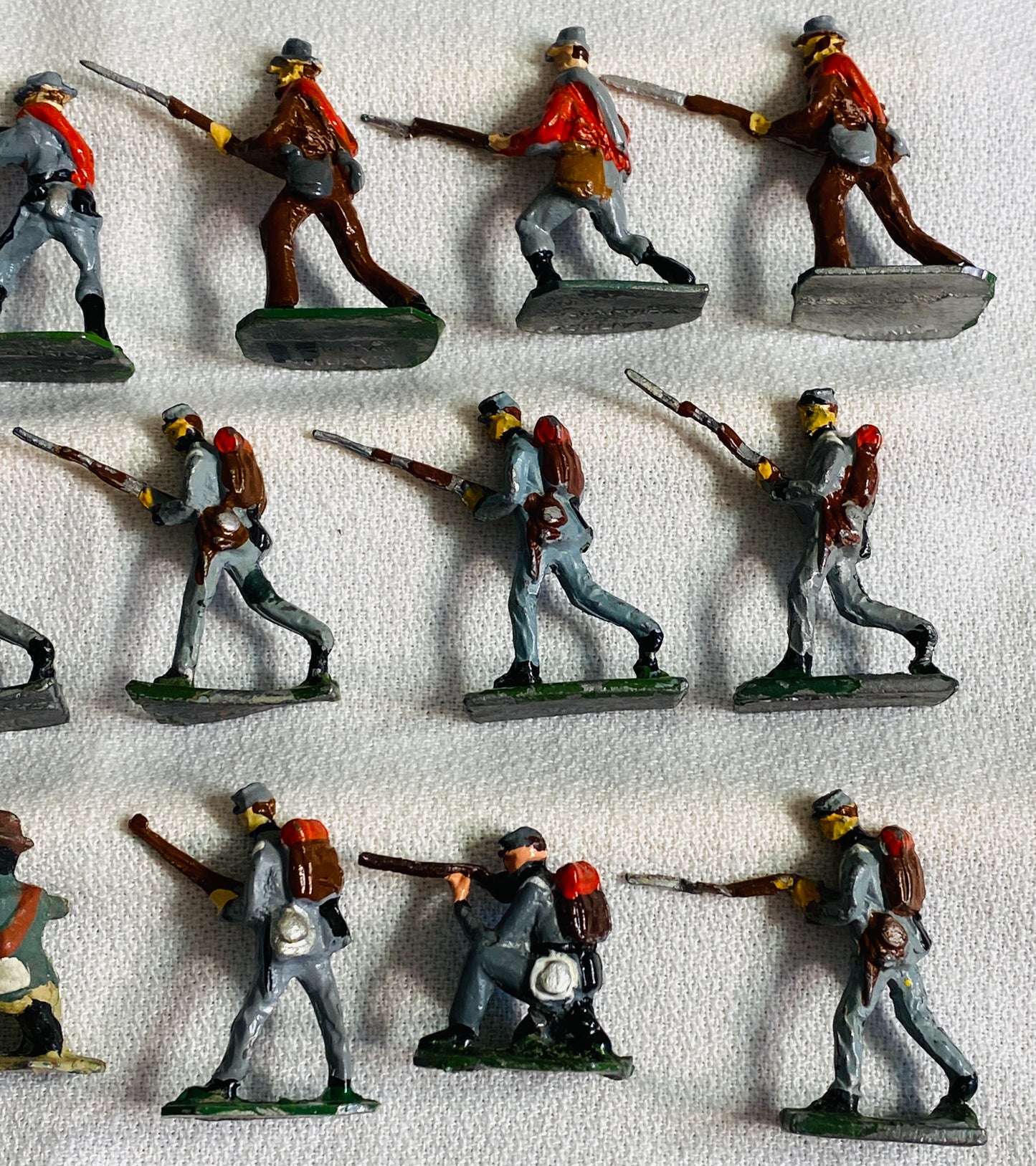 X- SAE 30mm American Civil War Confederate Infantry Lead Toy Soldiers