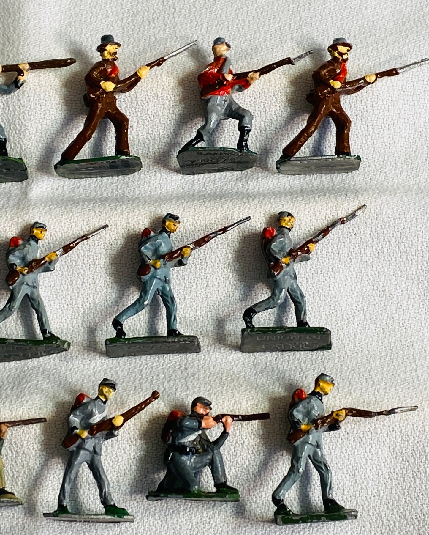 X- SAE 30mm American Civil War Confederate Infantry Lead Toy Soldiers