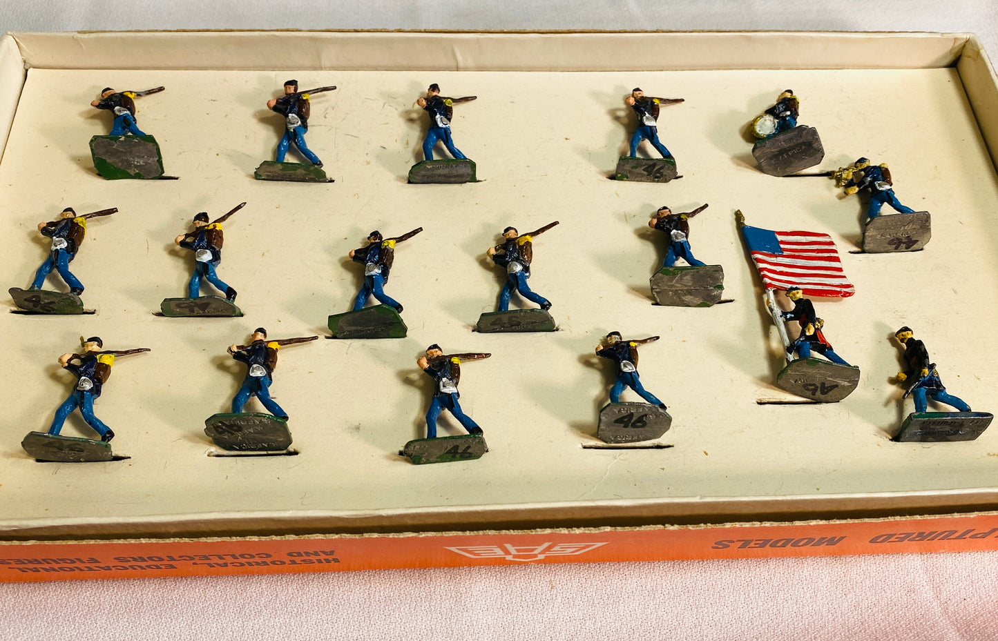 X - SAE 30mm  American Civil War Union Infantry Marching In Box