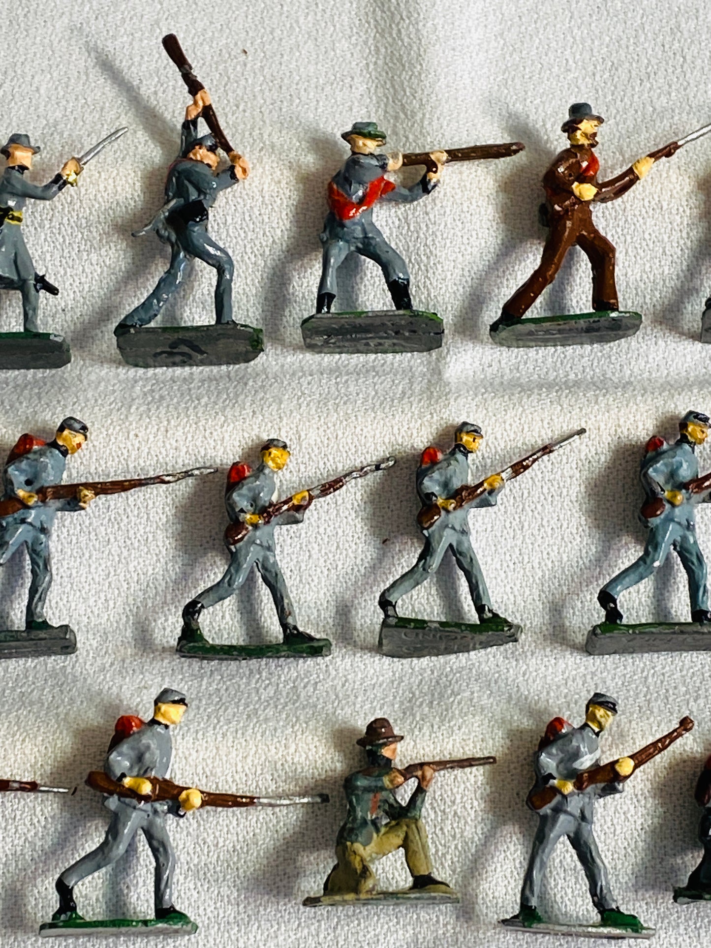 X- SAE 30mm American Civil War Confederate Infantry Lead Toy Soldiers