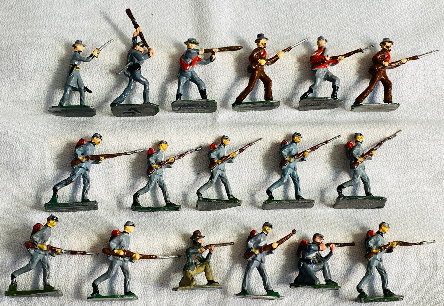 X- SAE 30mm American Civil War Confederate Infantry Lead Toy Soldiers