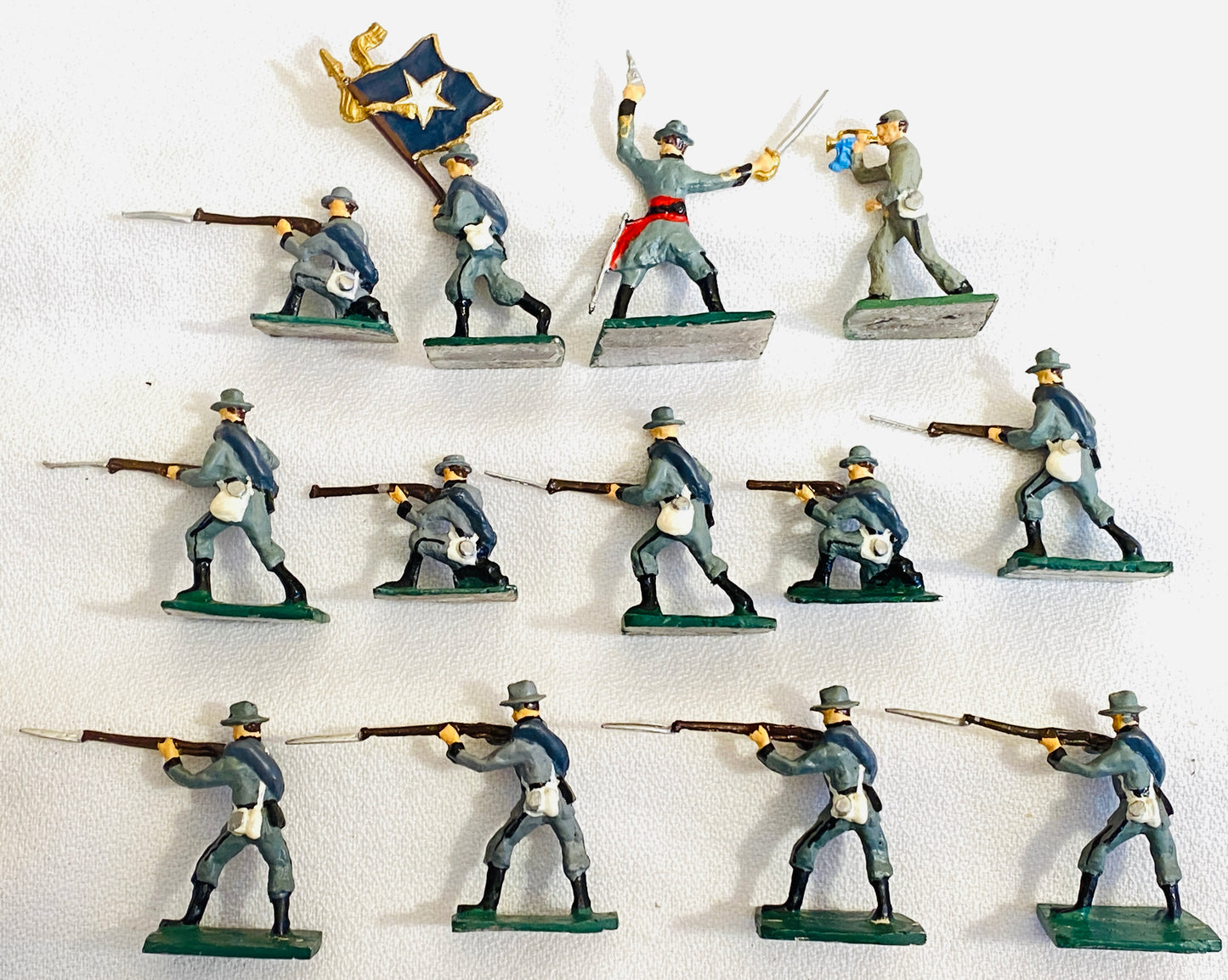 X- 30mm ModelToys USA - SAE Compatible Confederate Texas Infantry Soldiers & Lone Star Flag