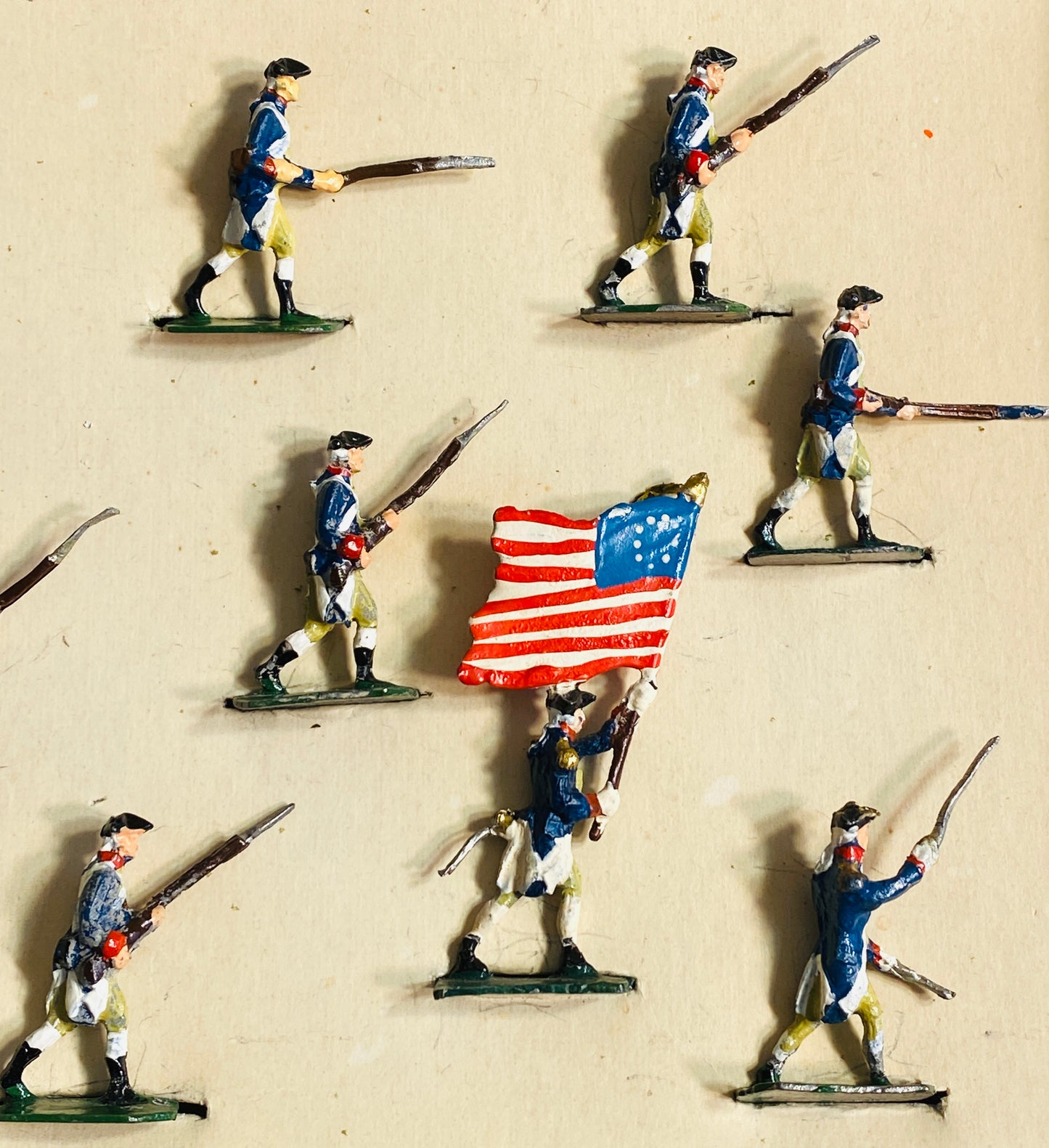 X- SAE 30mm American Revolutionary War Infantry Soldiers Advancing- In Box