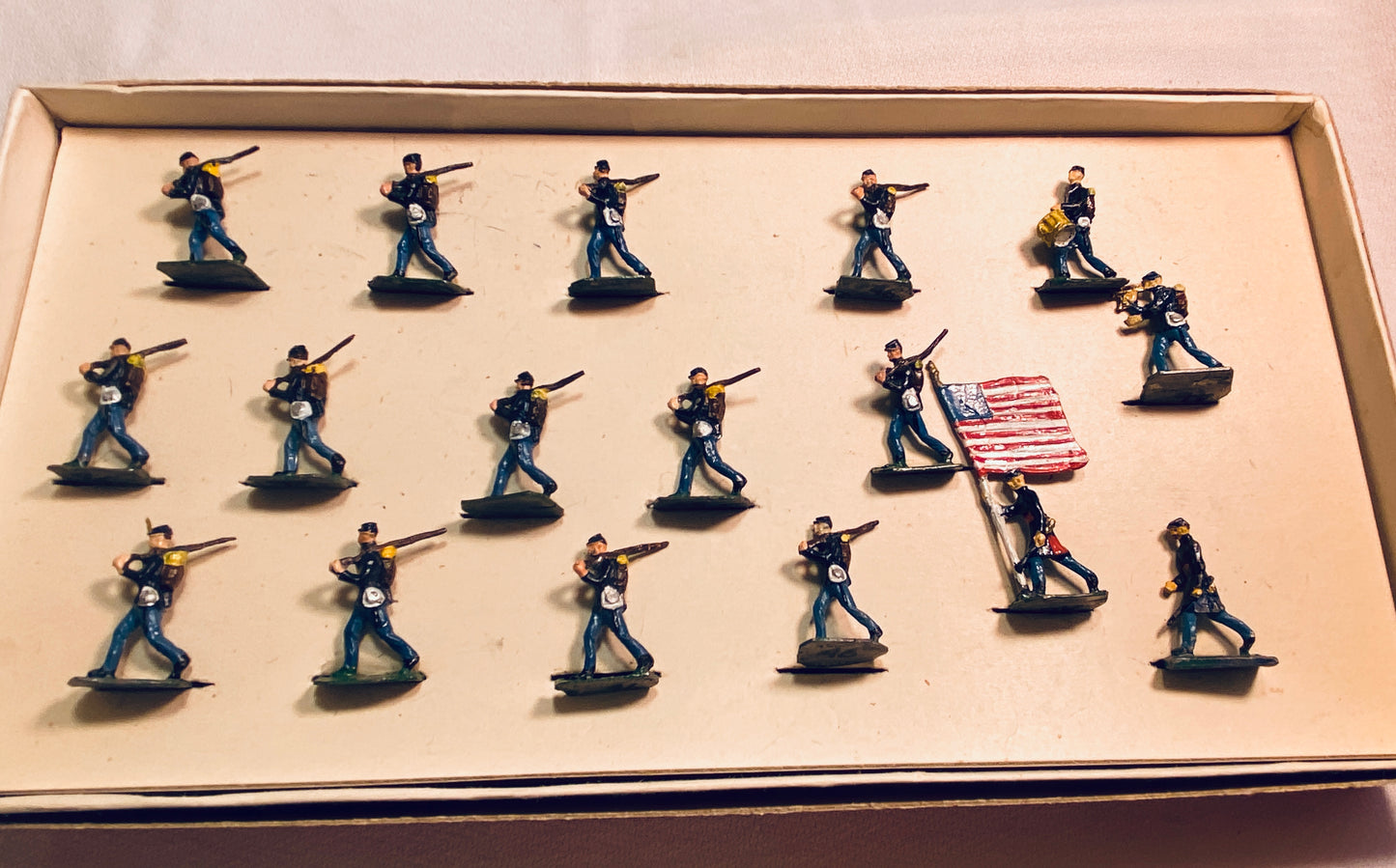 X - SAE 30mm  American Civil War Union Infantry Marching In Box