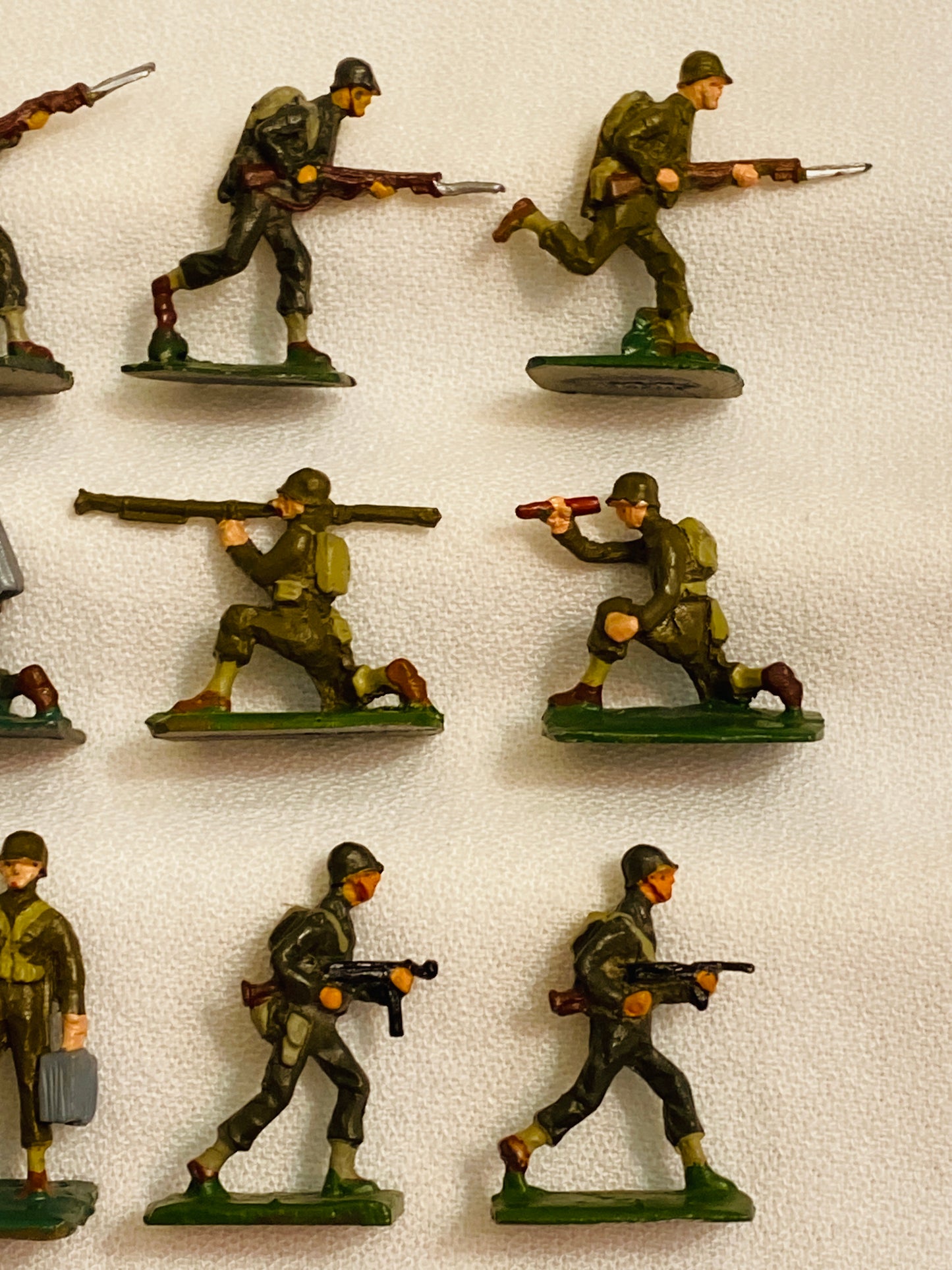 SAE 30mm  World War II American Infantry Action Soldiers