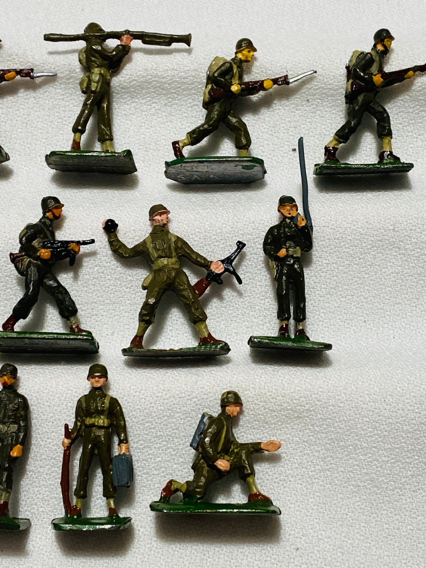 X SAE 30mm  World War II American Infantry Action Soldiers