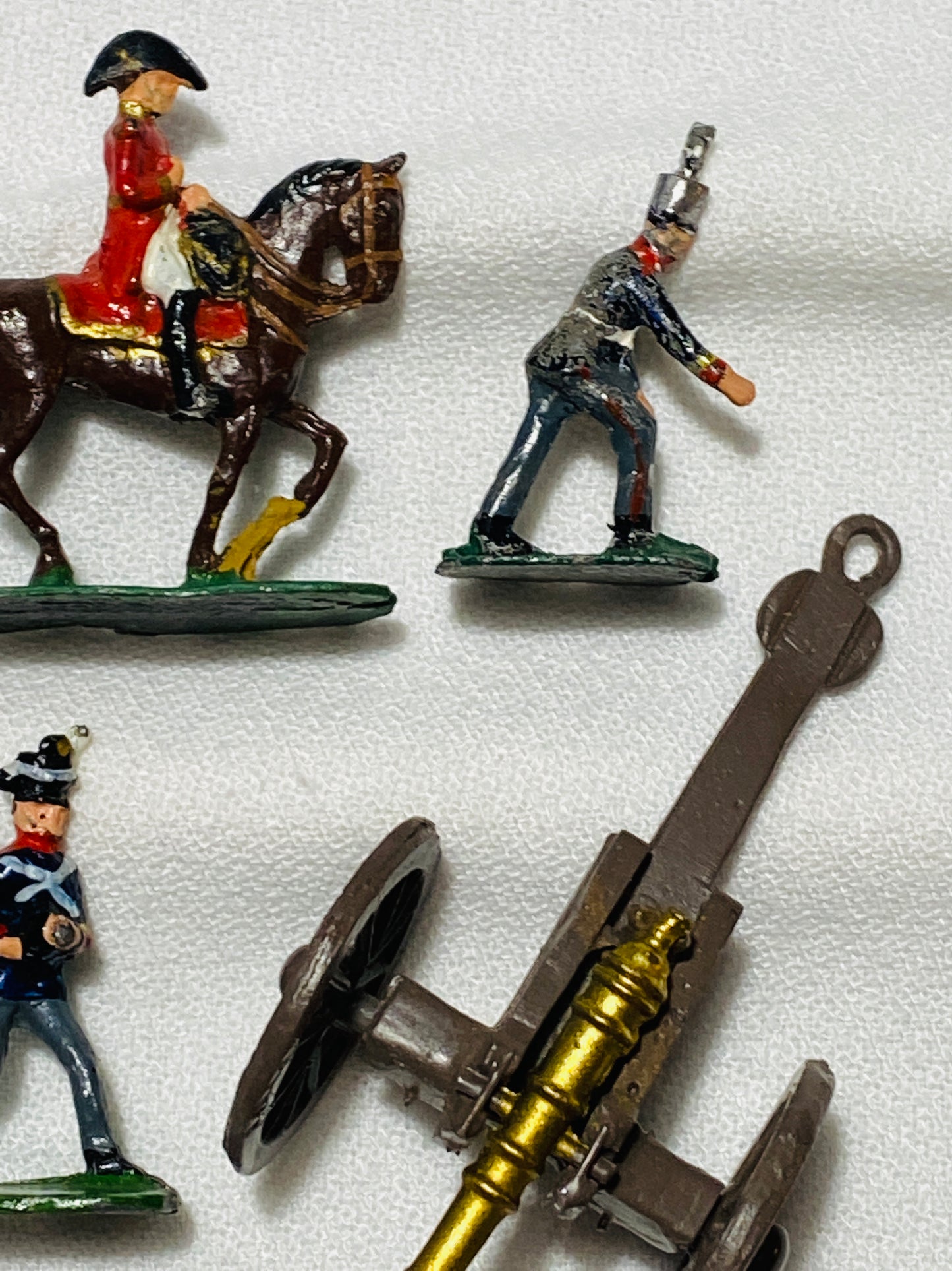 X SAE 30mm  Napoleonic War British Artillery Soldiers Made In Union S Africa